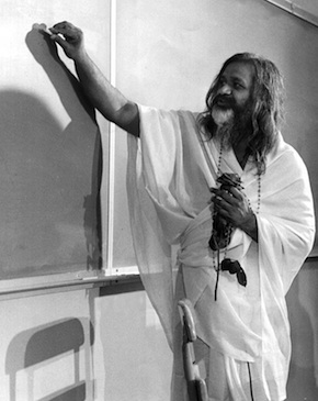 Maharishi lecturing- a rare photo